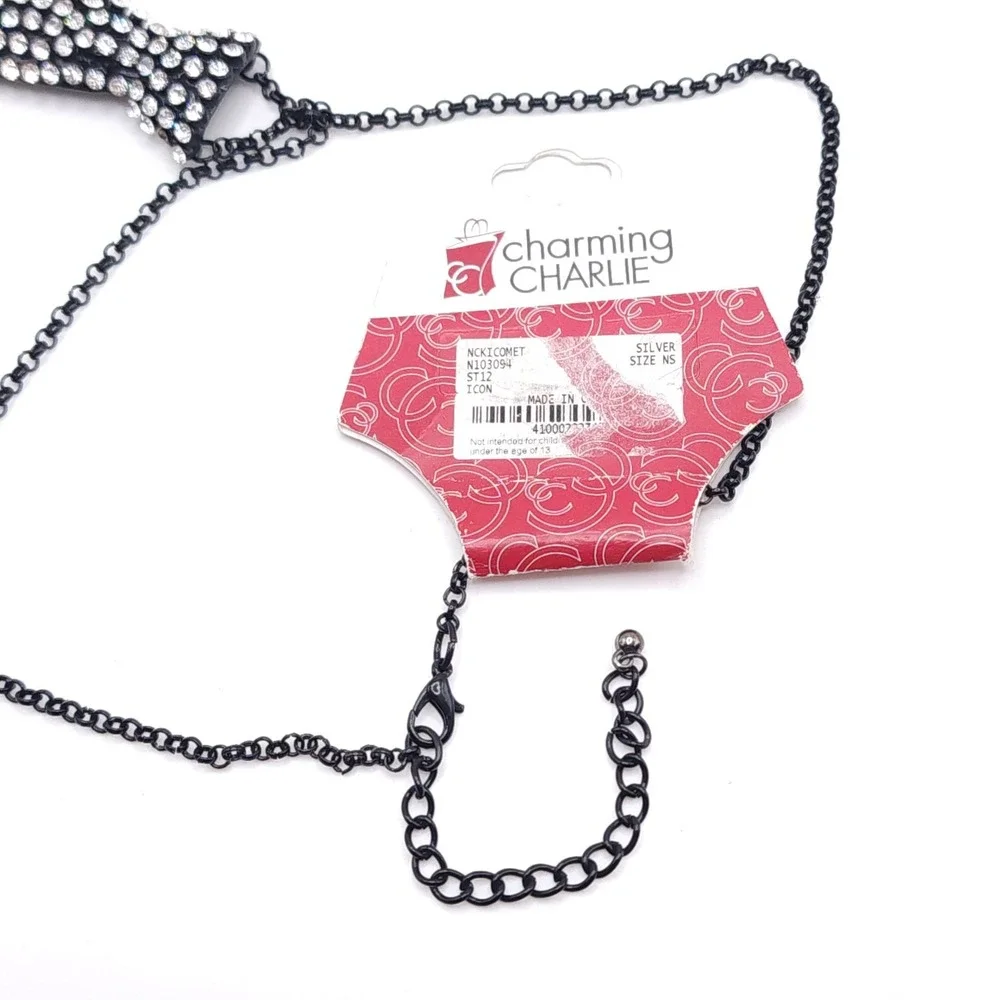 Charming Charlie make bold